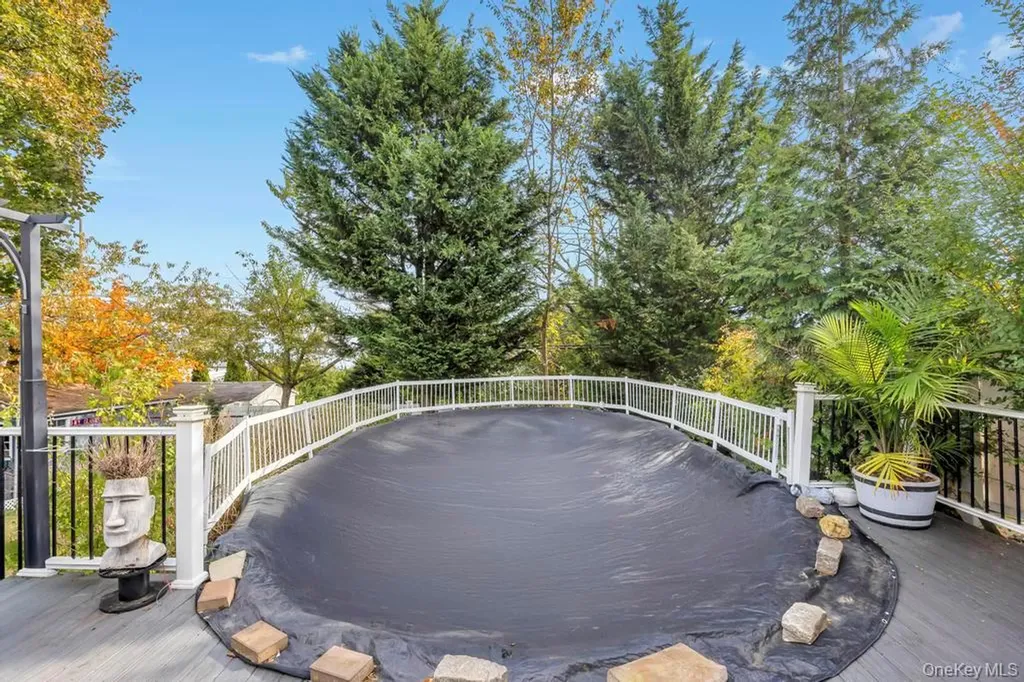 101 Constellation Road Levittown NY 11756