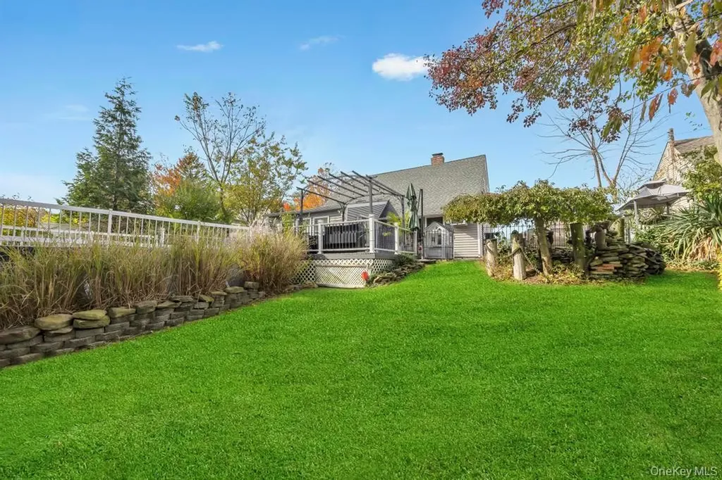 101 Constellation Road Levittown NY 11756