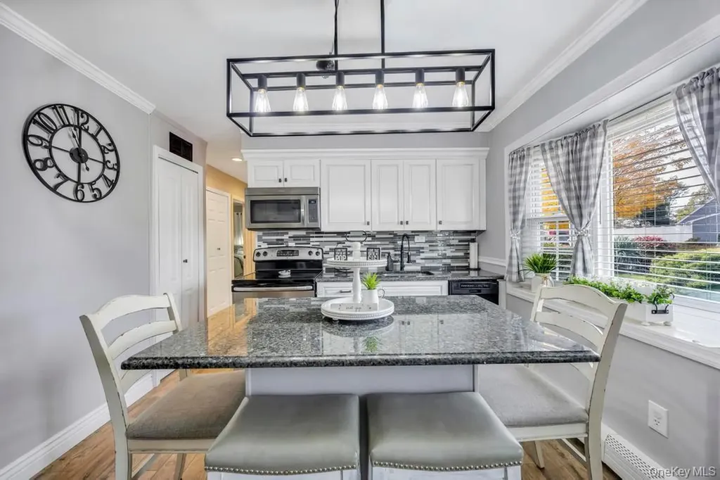 101 Constellation Road Levittown NY 11756