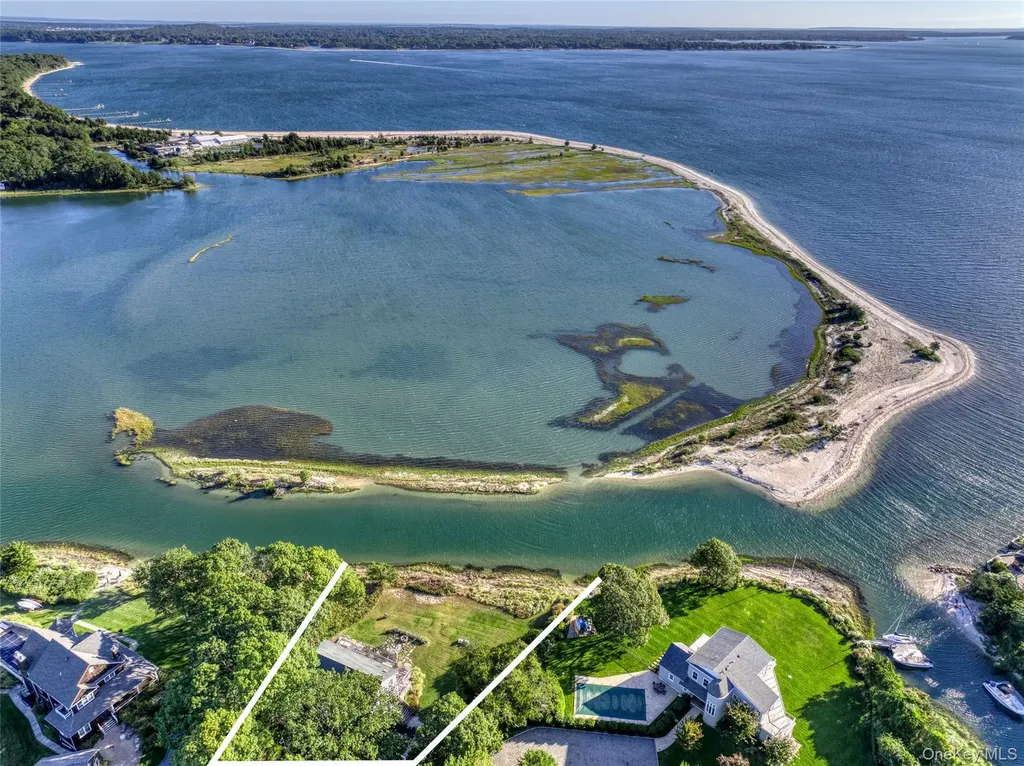 1455 Cedar Point Drive Southold NY 11971