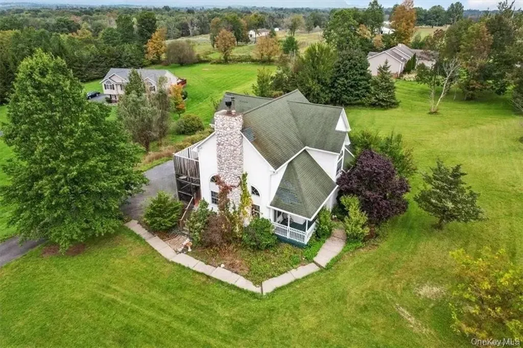 2 Bruyn Avenue Pine Bush NY 12566