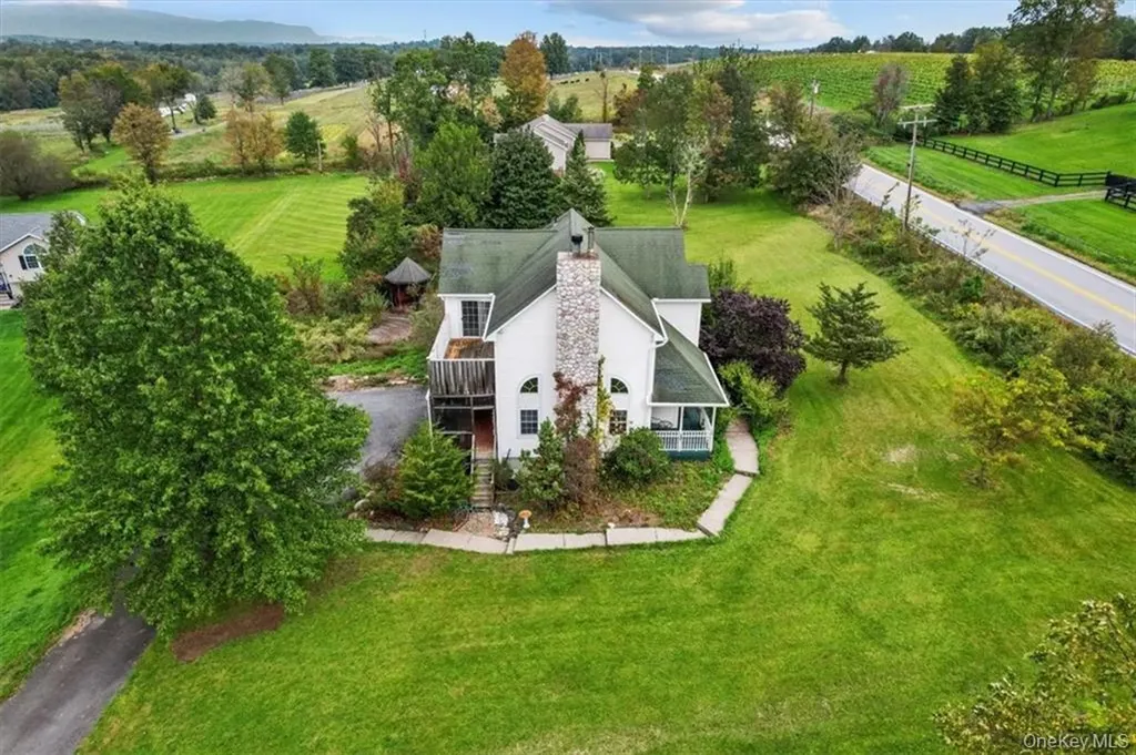 2 Bruyn Avenue Pine Bush NY 12566