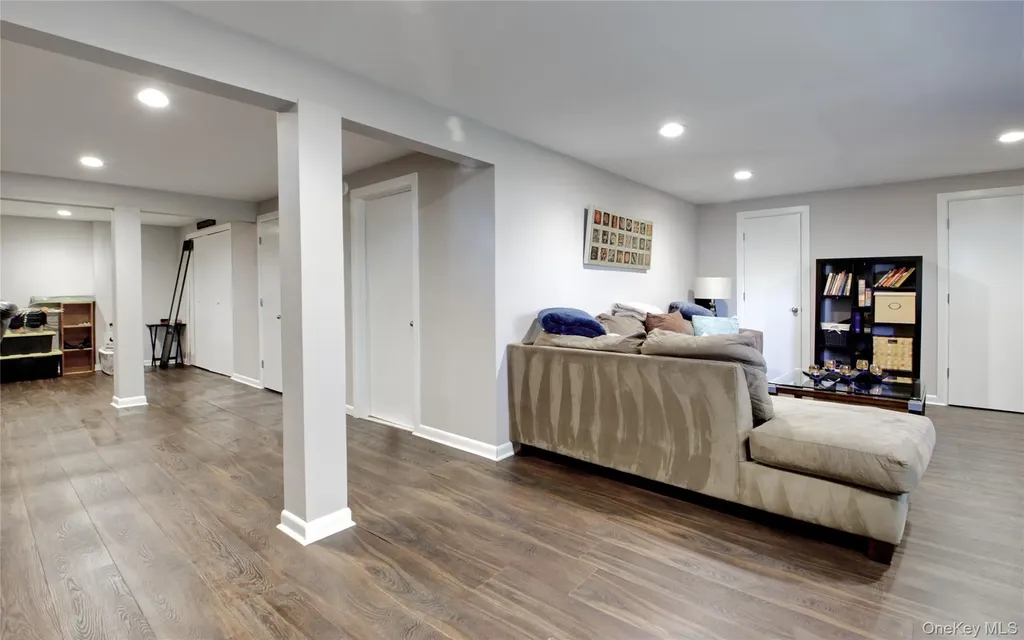 26 Summit Circle Drive Mahopac NY 10541