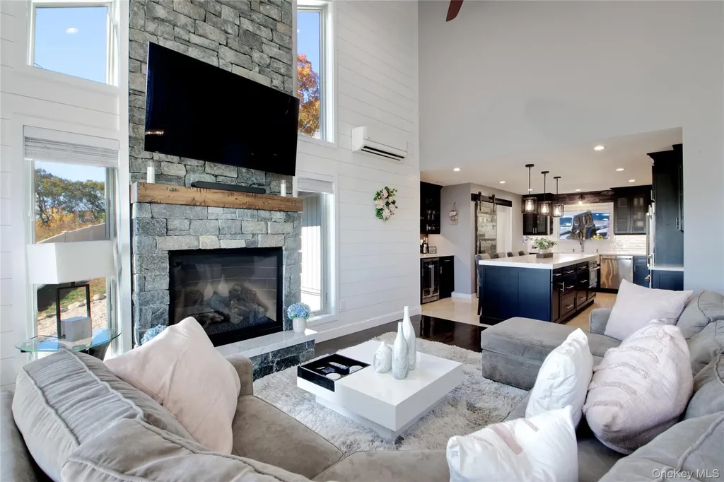 26 Summit Circle Drive Mahopac NY 10541