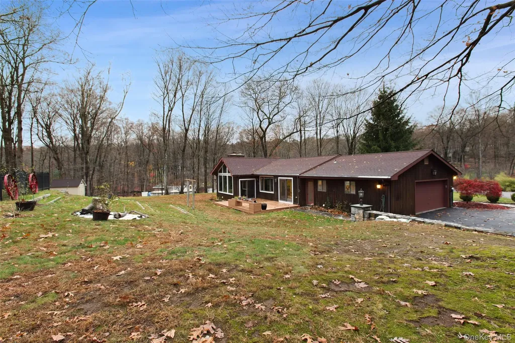 22 Franklin Drive Mahopac NY 10541