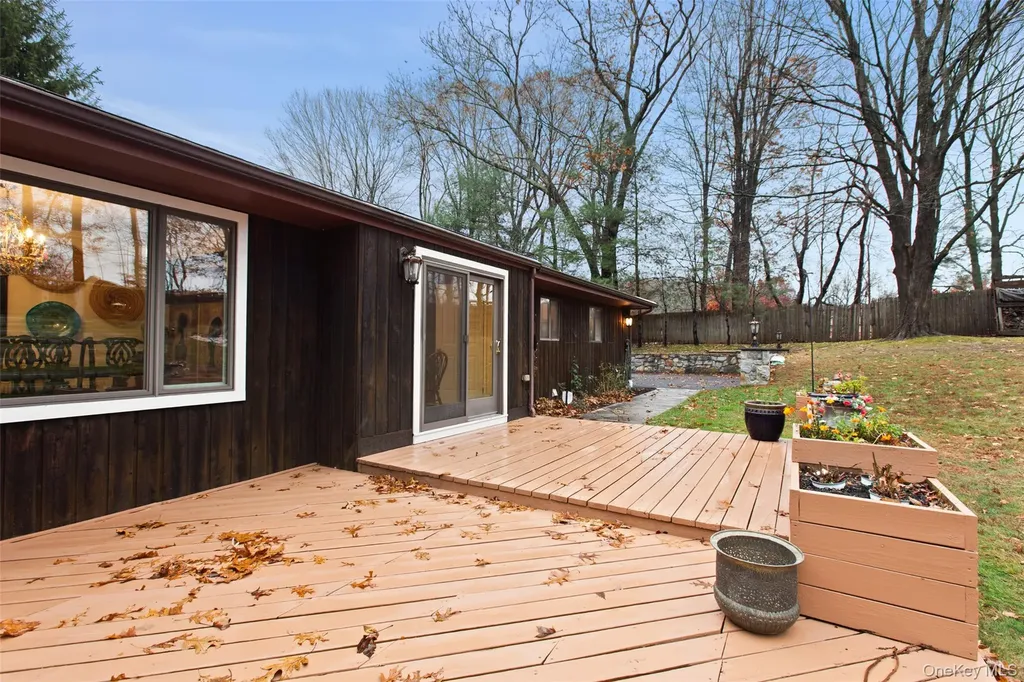 22 Franklin Drive Mahopac NY 10541