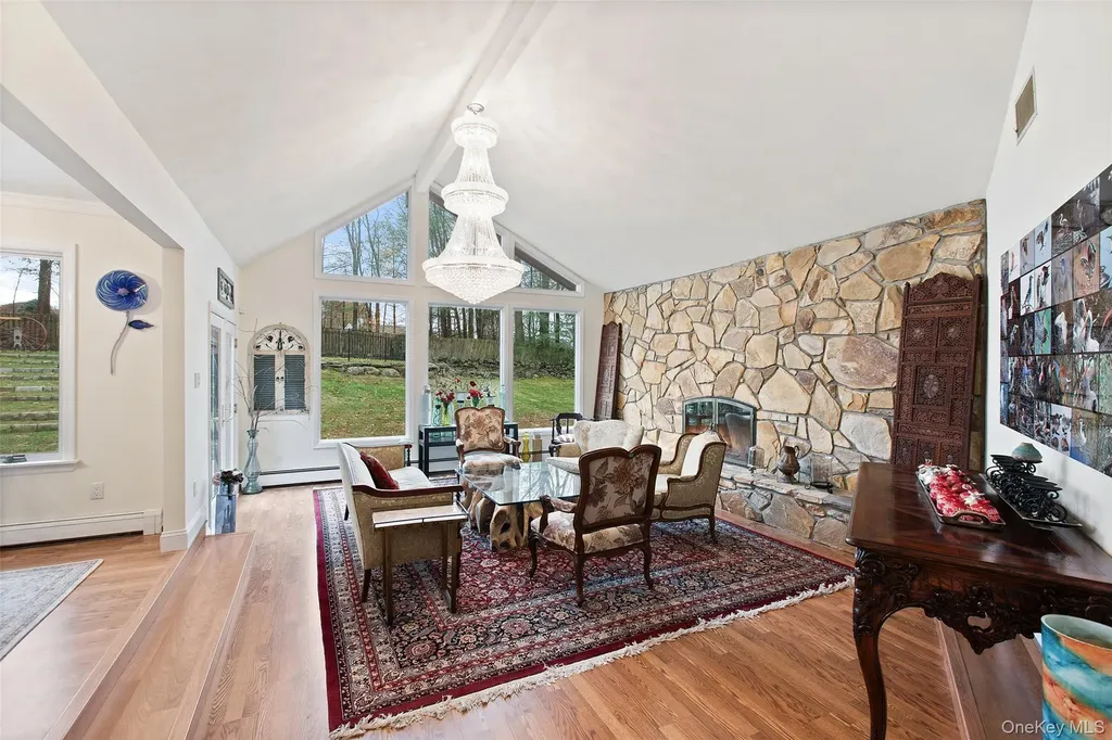 22 Franklin Drive Mahopac NY 10541