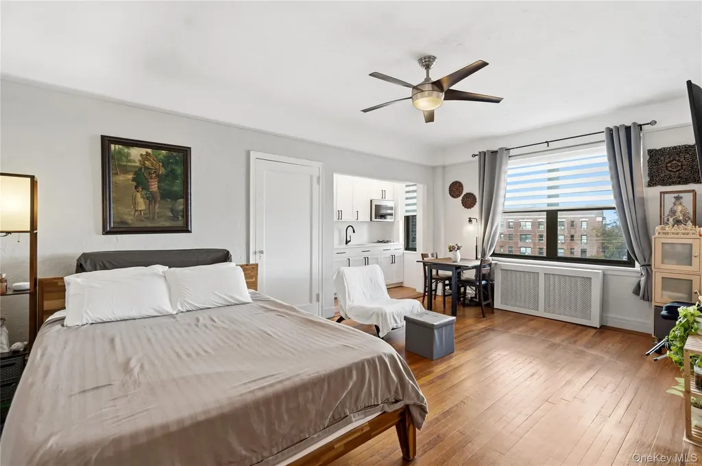 141 Woodmere Boulevard Woodmere NY 11598