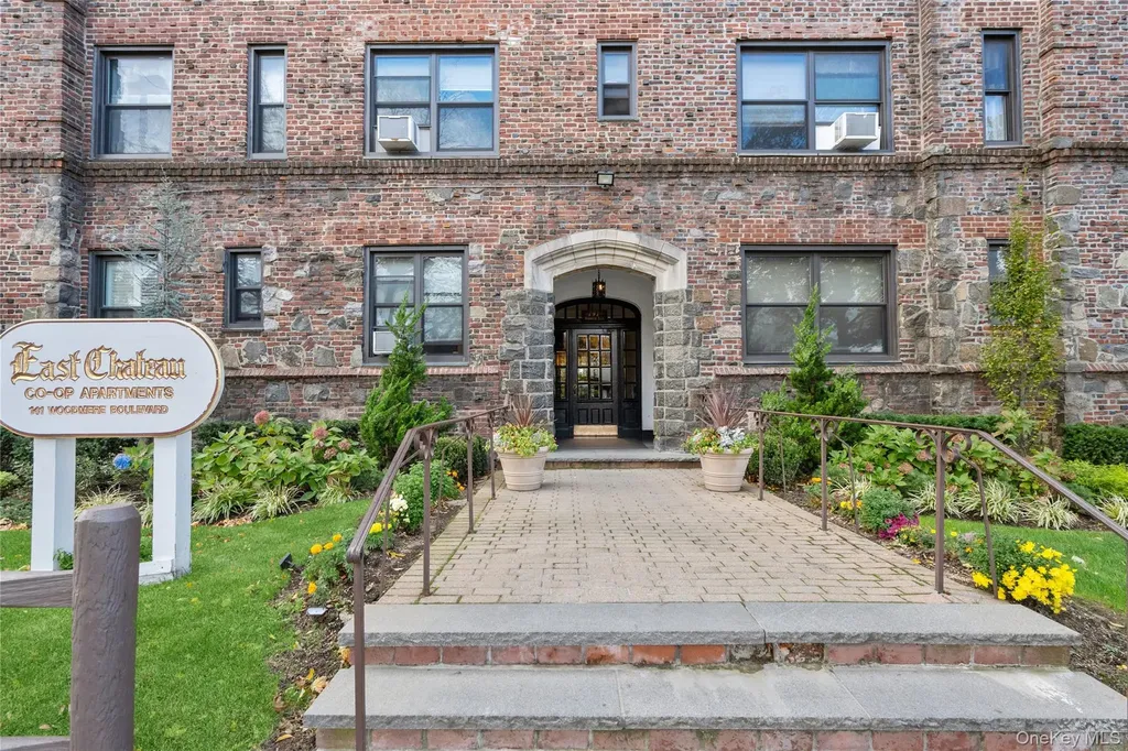 141 Woodmere Boulevard Woodmere NY 11598
