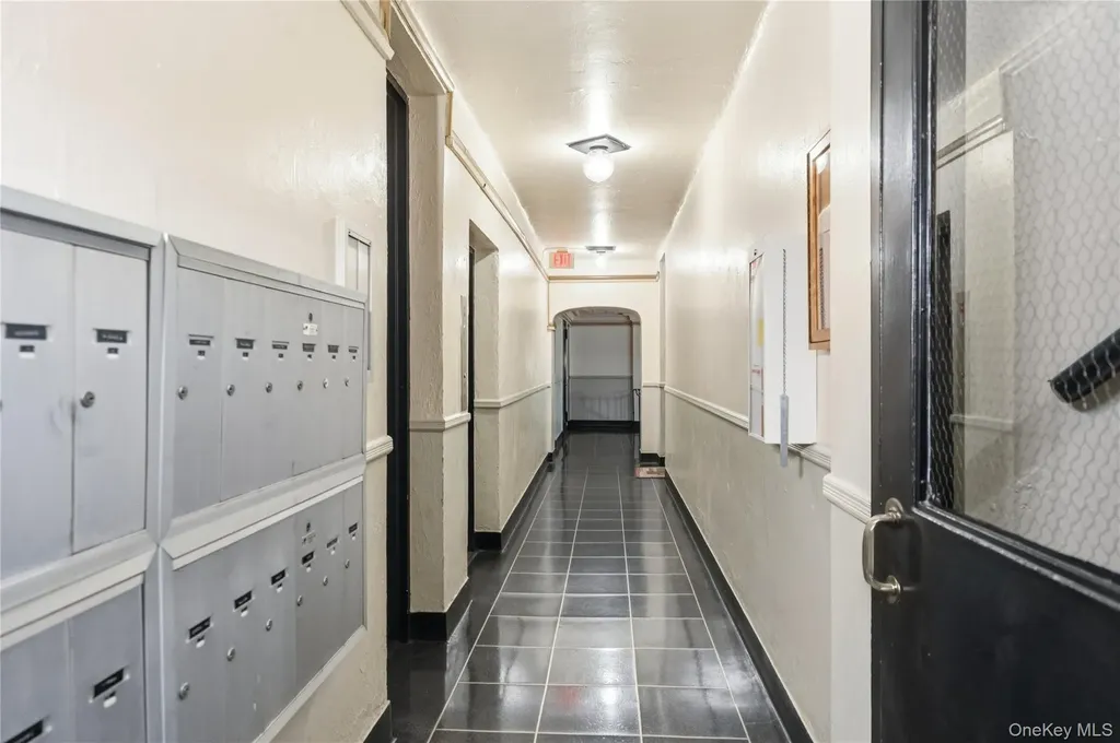 141 Woodmere Boulevard Woodmere NY 11598