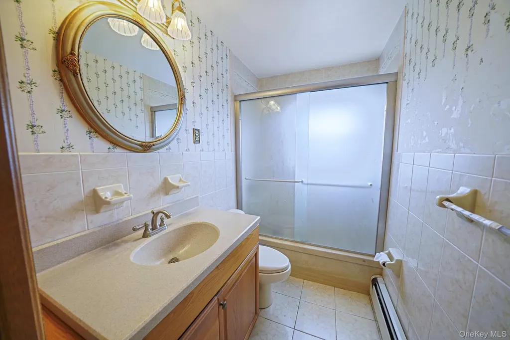 501 Windmill Avenue West Babylon NY 11704