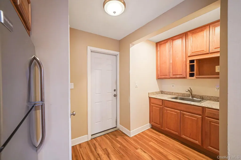 501 Windmill Avenue West Babylon NY 11704