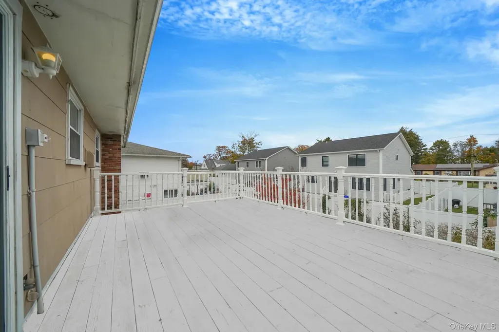 501 Windmill Avenue West Babylon NY 11704