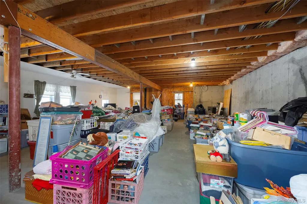 1098 292 Route Holmes NY 12531