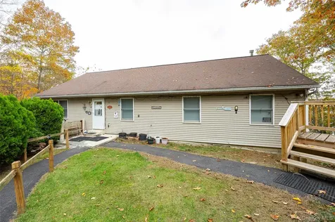 1098 292 Route Holmes NY 12531