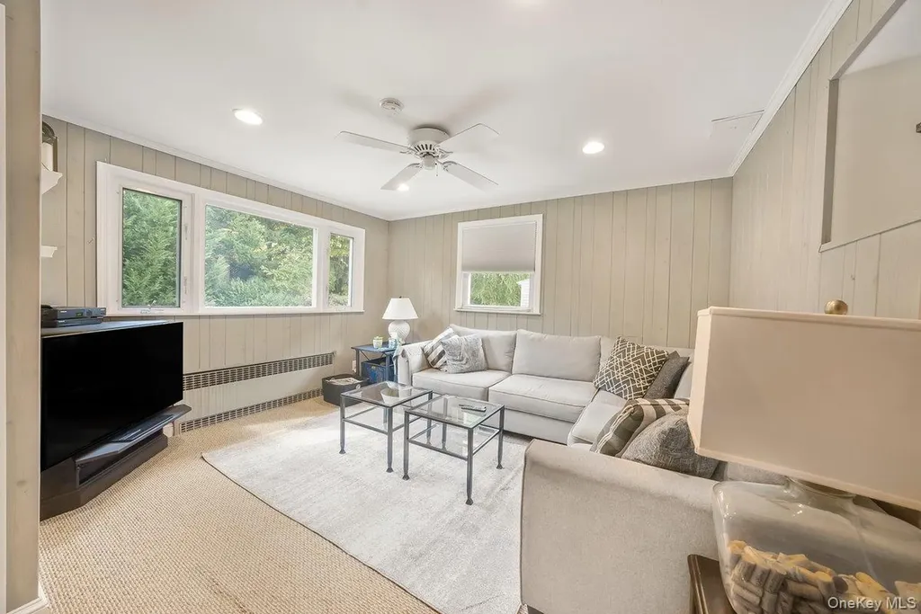 21 Huntington Drive Yonkers NY 10704