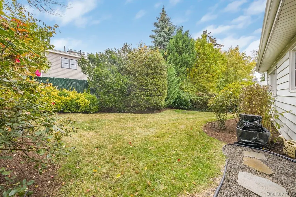 21 Huntington Drive Yonkers NY 10704