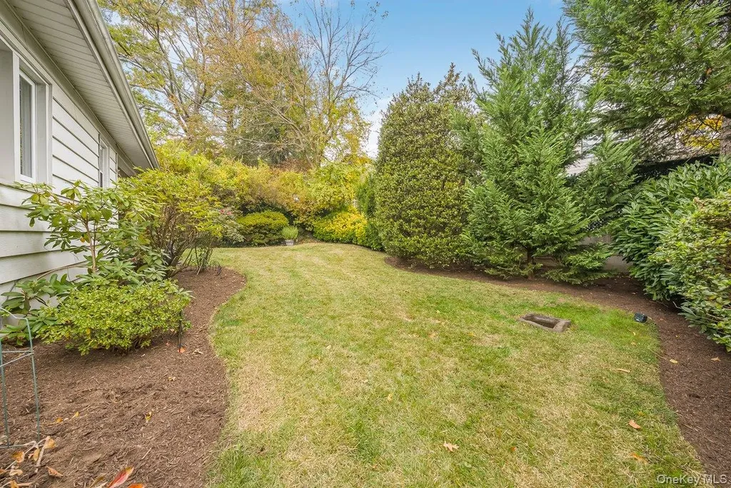 21 Huntington Drive Yonkers NY 10704