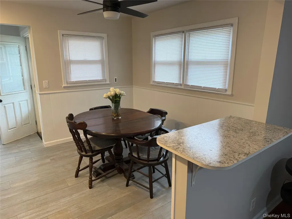 273 Mott Avenue Lawrence NY 11559