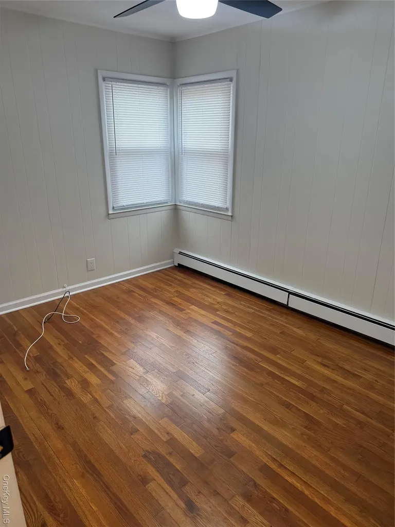 273 Mott Avenue Lawrence NY 11559