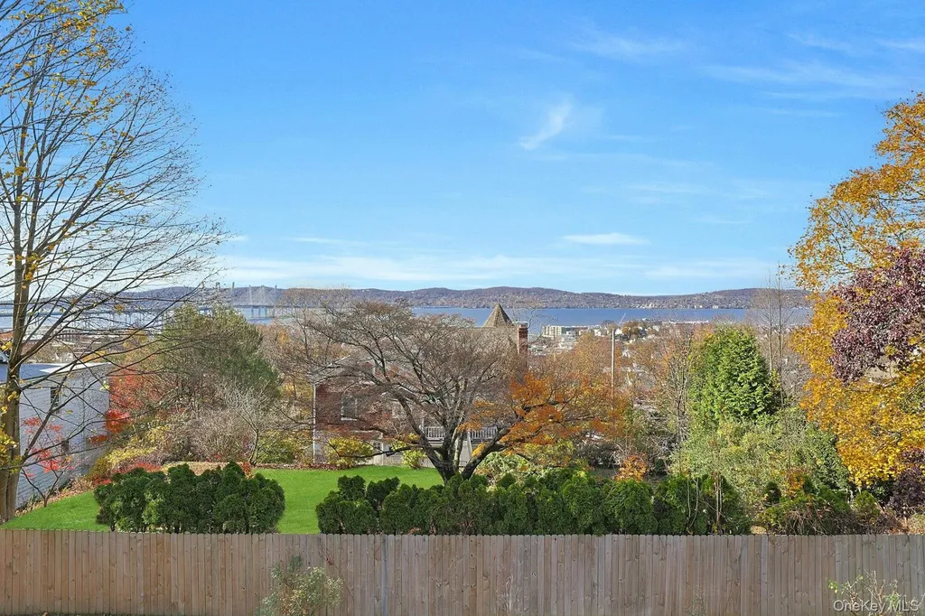 29 Woodland Avenue Tarrytown NY 10591