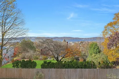 29 Woodland Avenue Tarrytown NY 10591