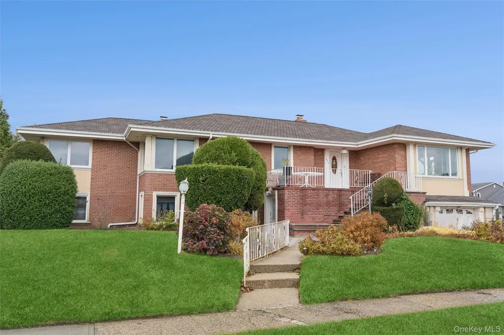 615 E State Street Long Beach NY 11561