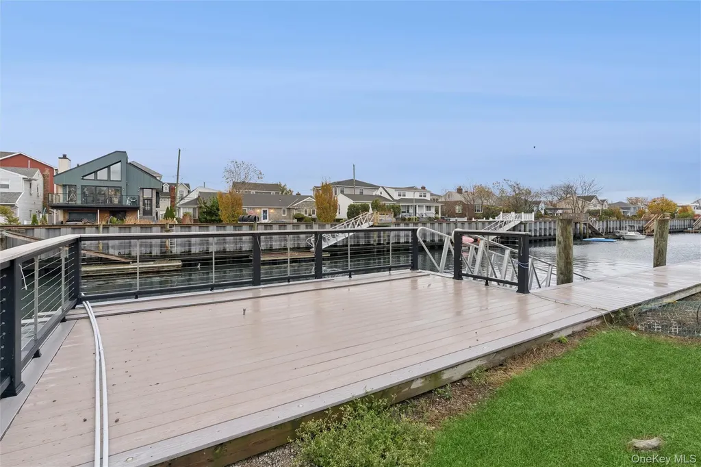 615 E State Street Long Beach NY 11561