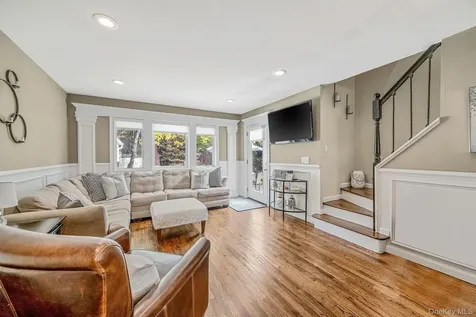 785 Franklyn Avenue Bohemia NY 11716