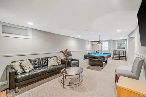 785 Franklyn Avenue Bohemia NY 11716