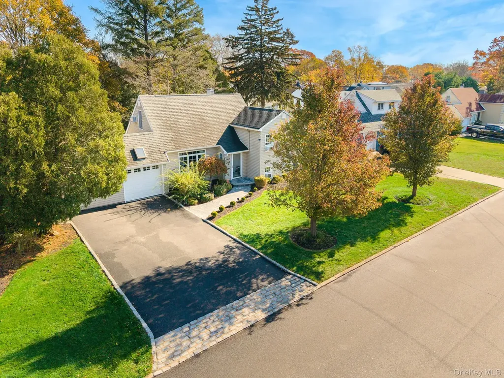 1465 Lincoln Boulevard Bay Shore NY 11706