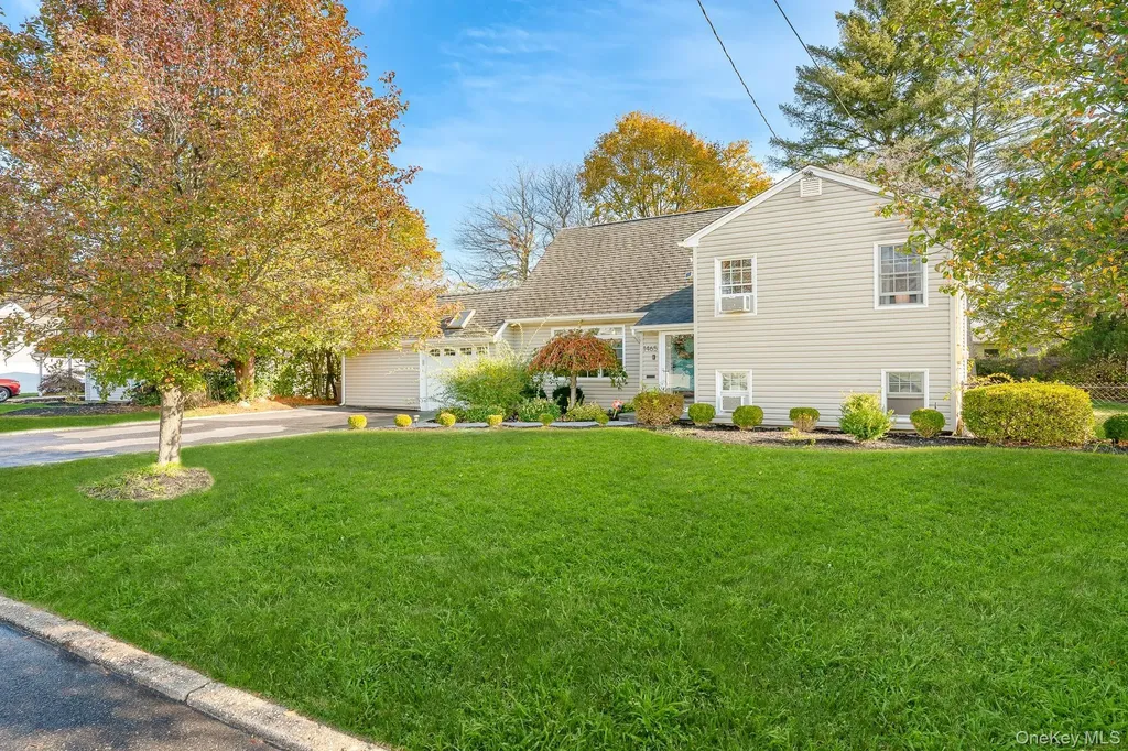 1465 Lincoln Boulevard Bay Shore NY 11706