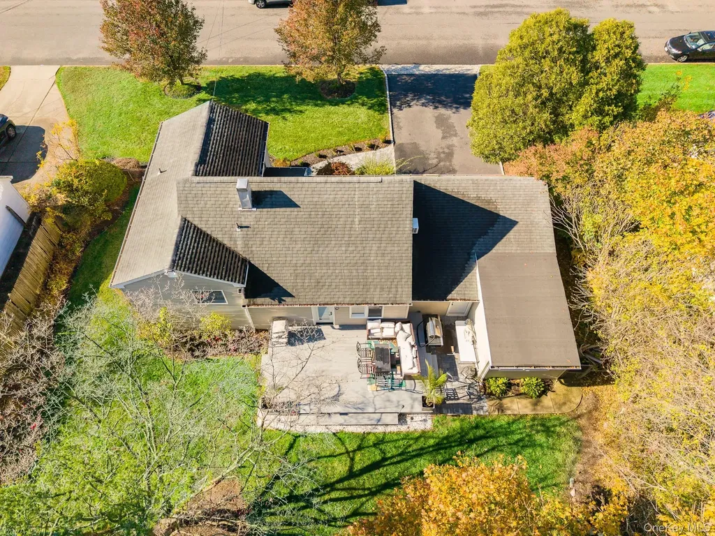 1465 Lincoln Boulevard Bay Shore NY 11706