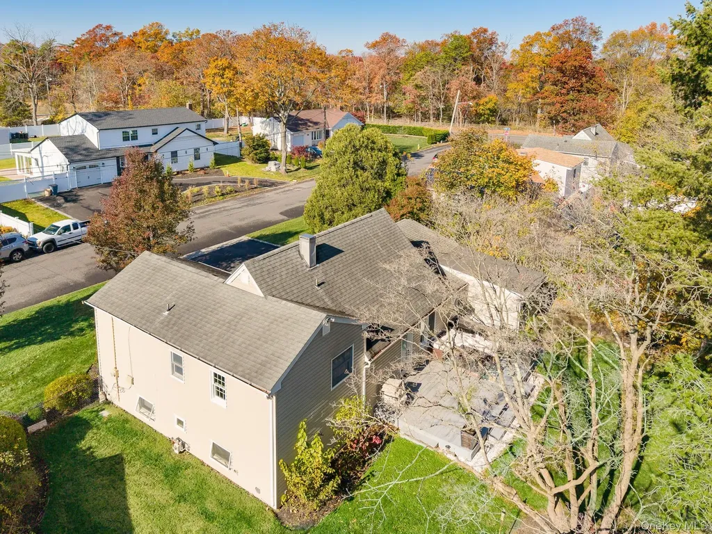 1465 Lincoln Boulevard Bay Shore NY 11706