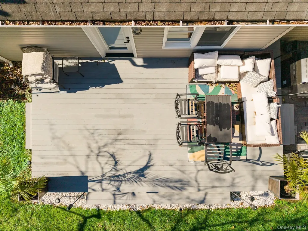 1465 Lincoln Boulevard Bay Shore NY 11706
