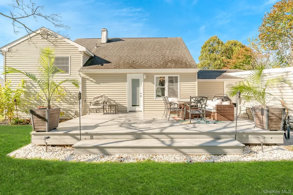 1465 Lincoln Boulevard Bay Shore NY 11706