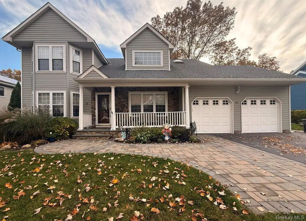 40 Winnecomac Circle Kings Park NY 11754