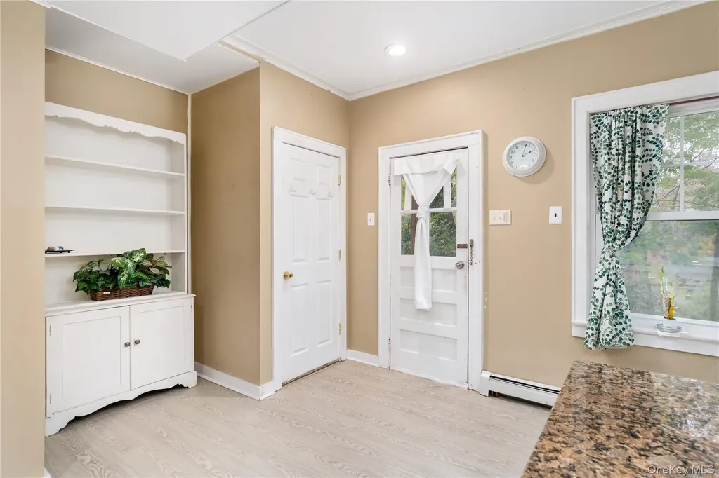 20 Stony Road Stony Brook NY 11790