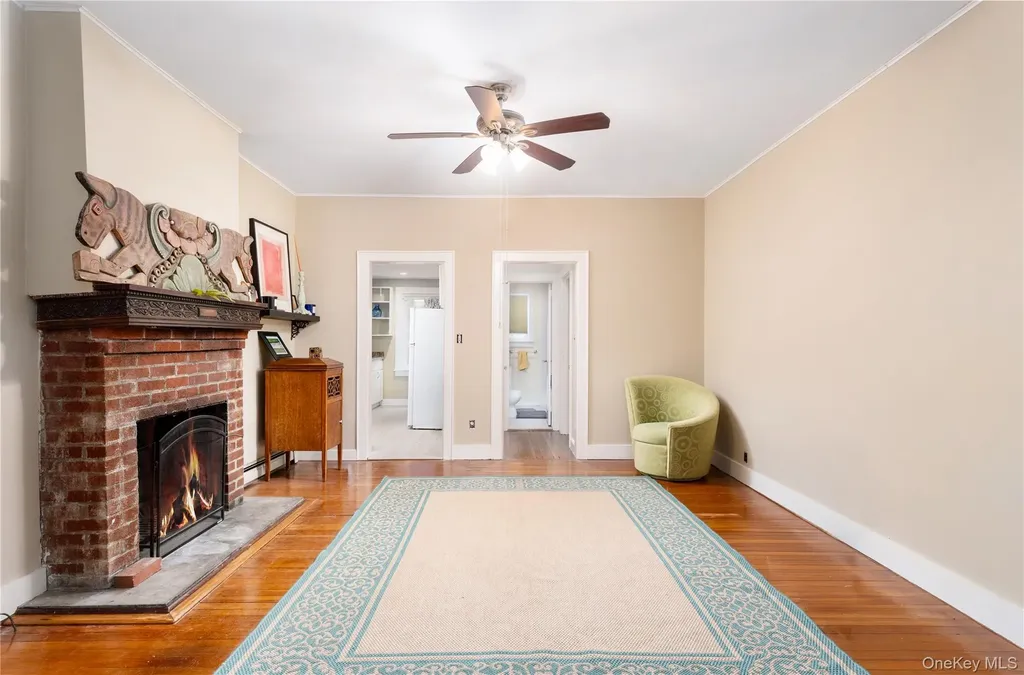 20 Stony Road Stony Brook NY 11790