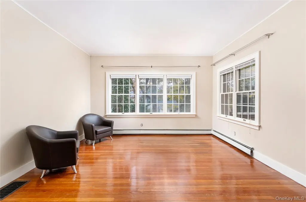 20 Stony Road Stony Brook NY 11790