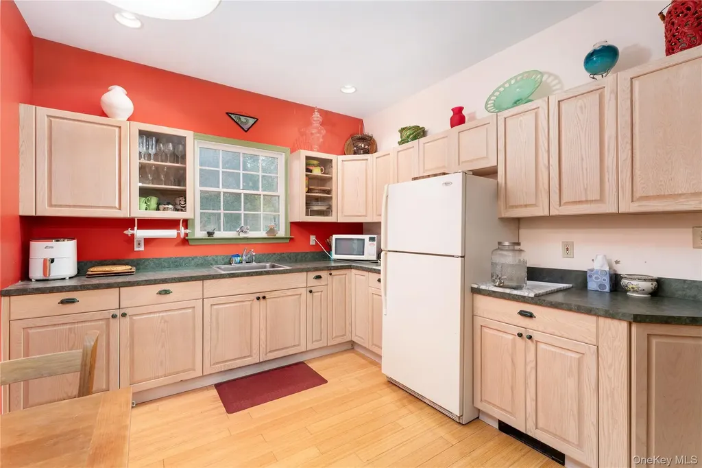 20 Stony Road Stony Brook NY 11790