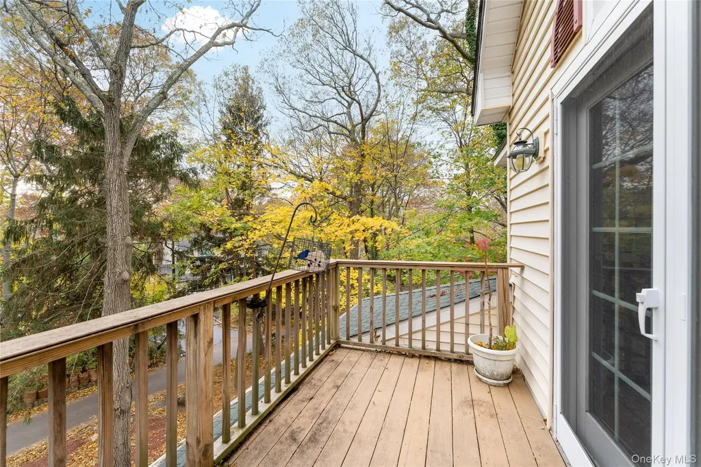 20 Stony Road Stony Brook NY 11790