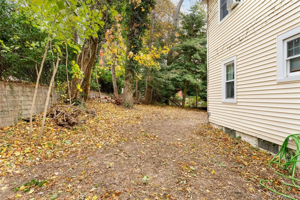 20 Stony Road Stony Brook NY 11790