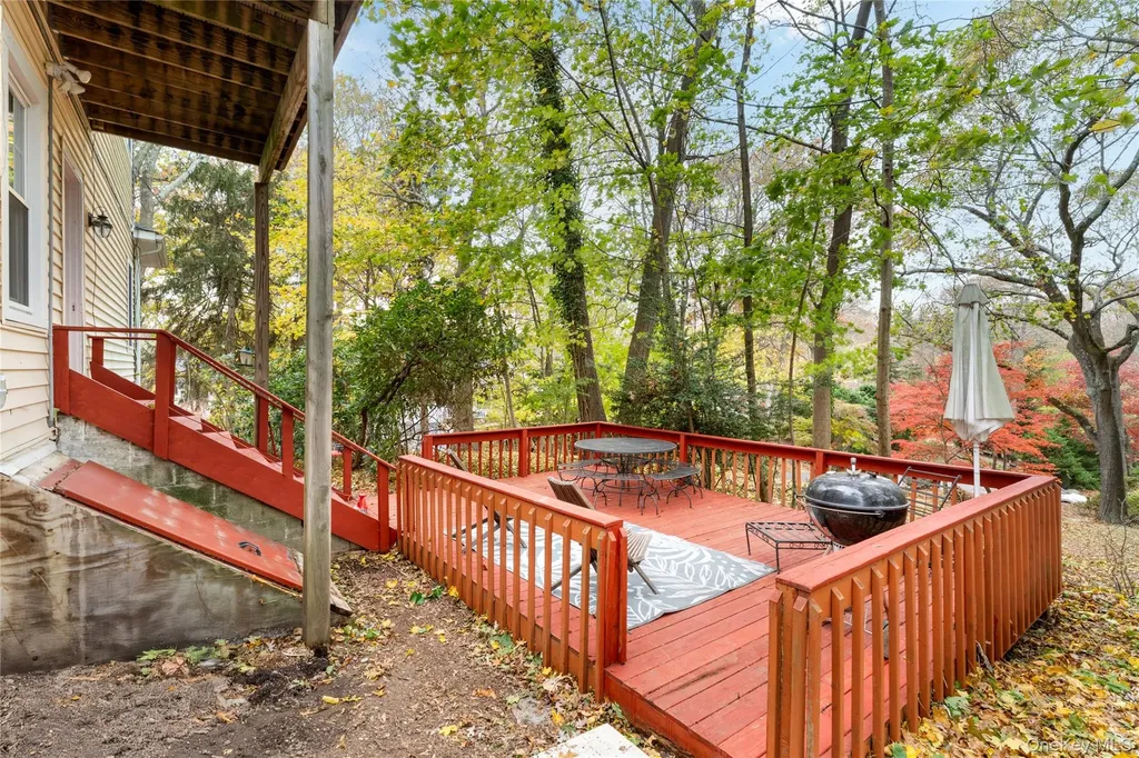 20 Stony Road Stony Brook NY 11790