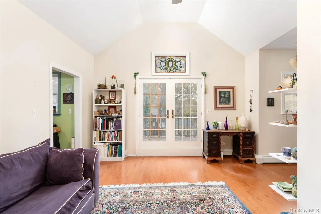 20 Stony Road Stony Brook NY 11790