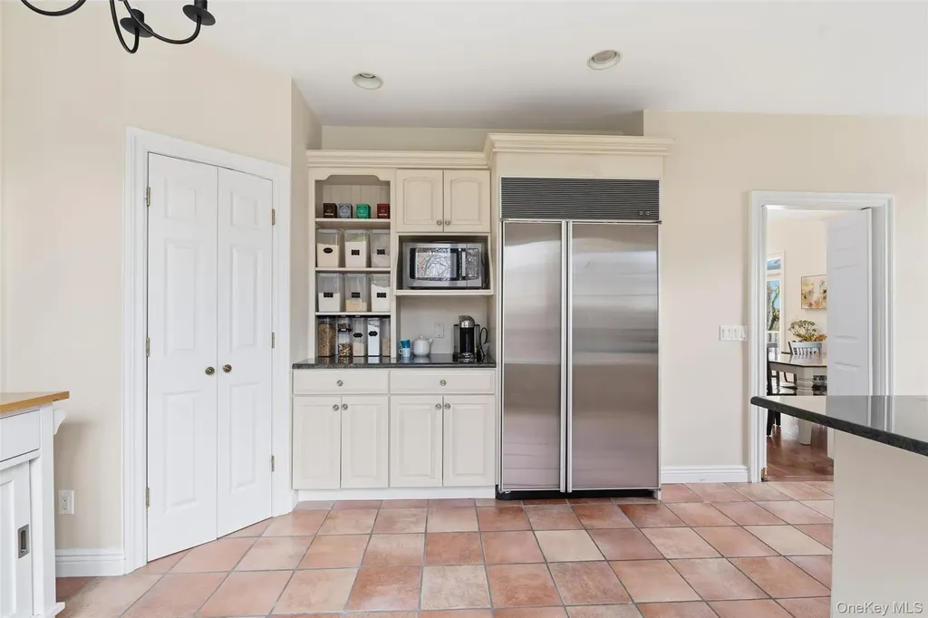21 Spring House Road Pound Ridge NY 10576
