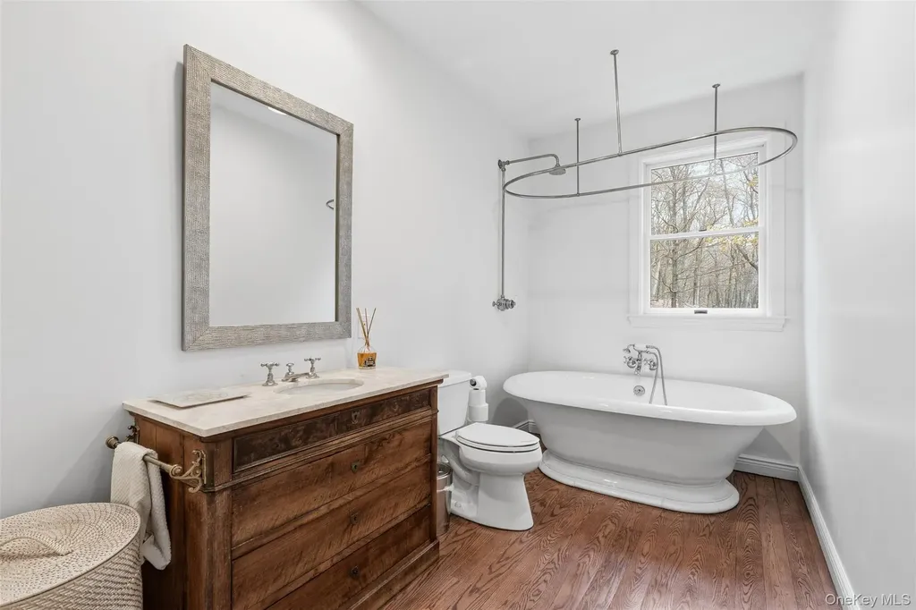 21 Spring House Road Pound Ridge NY 10576