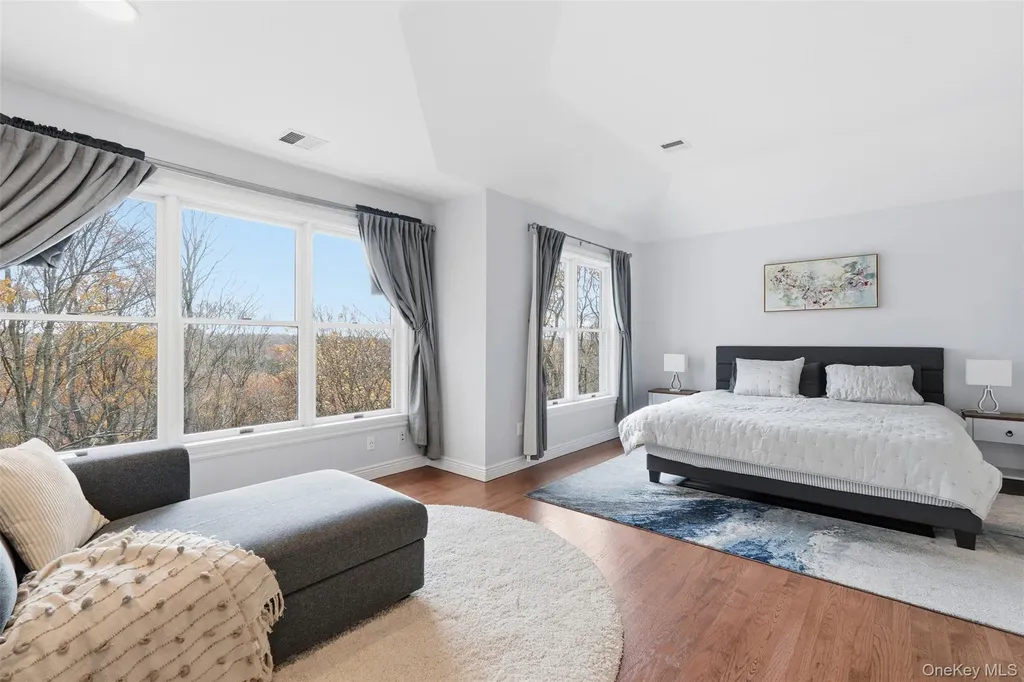 21 Spring House Road Pound Ridge NY 10576