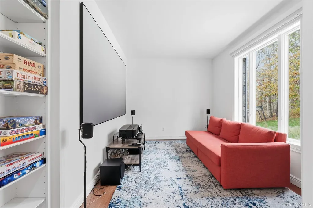 21 Spring House Road Pound Ridge NY 10576
