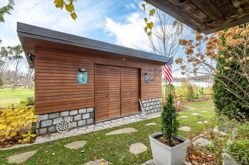 69 Vails Lake Shore Drive Brewster NY 10509